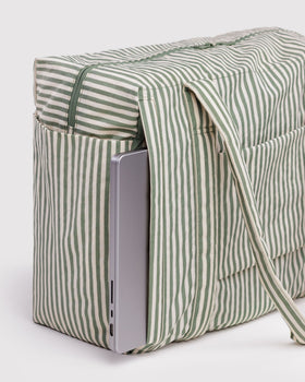Small Cloud Carry-On