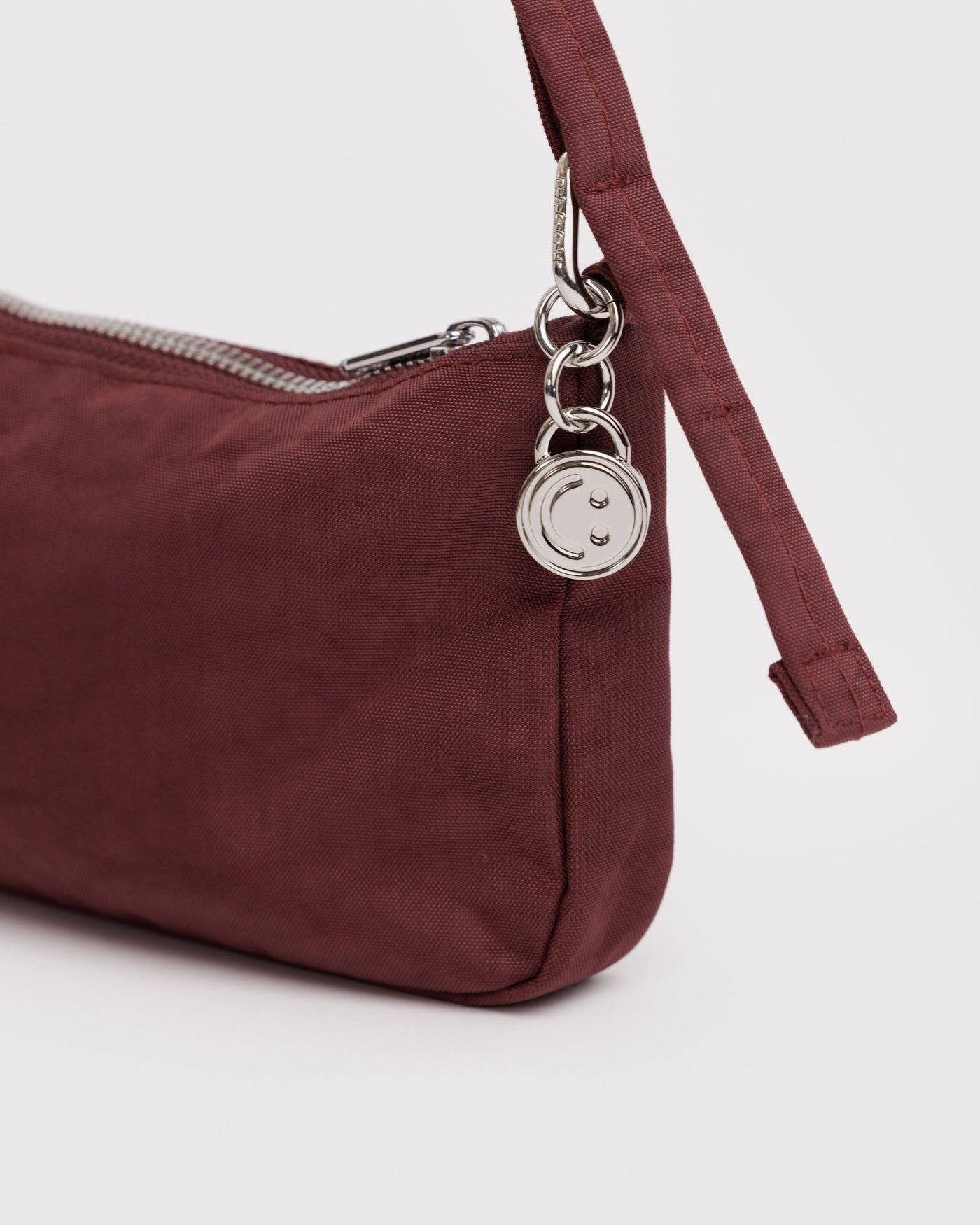 Nylon Pochette
